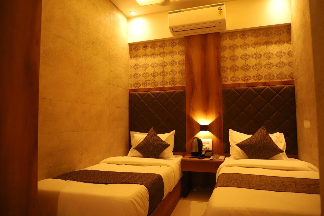 Hotel Sai Pritam Mumbai Kültér fotó