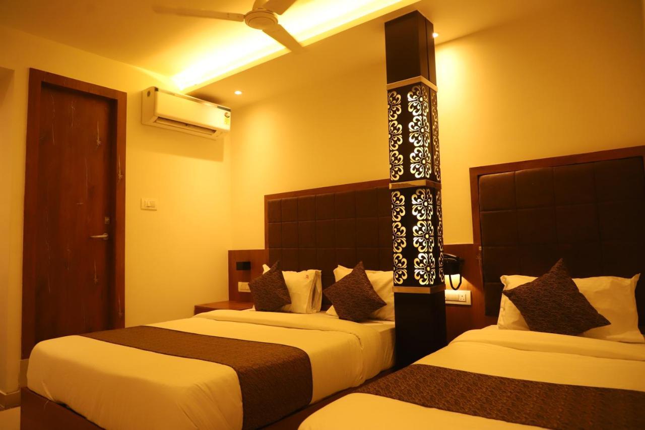 Hotel Sai Pritam Mumbai Kültér fotó
