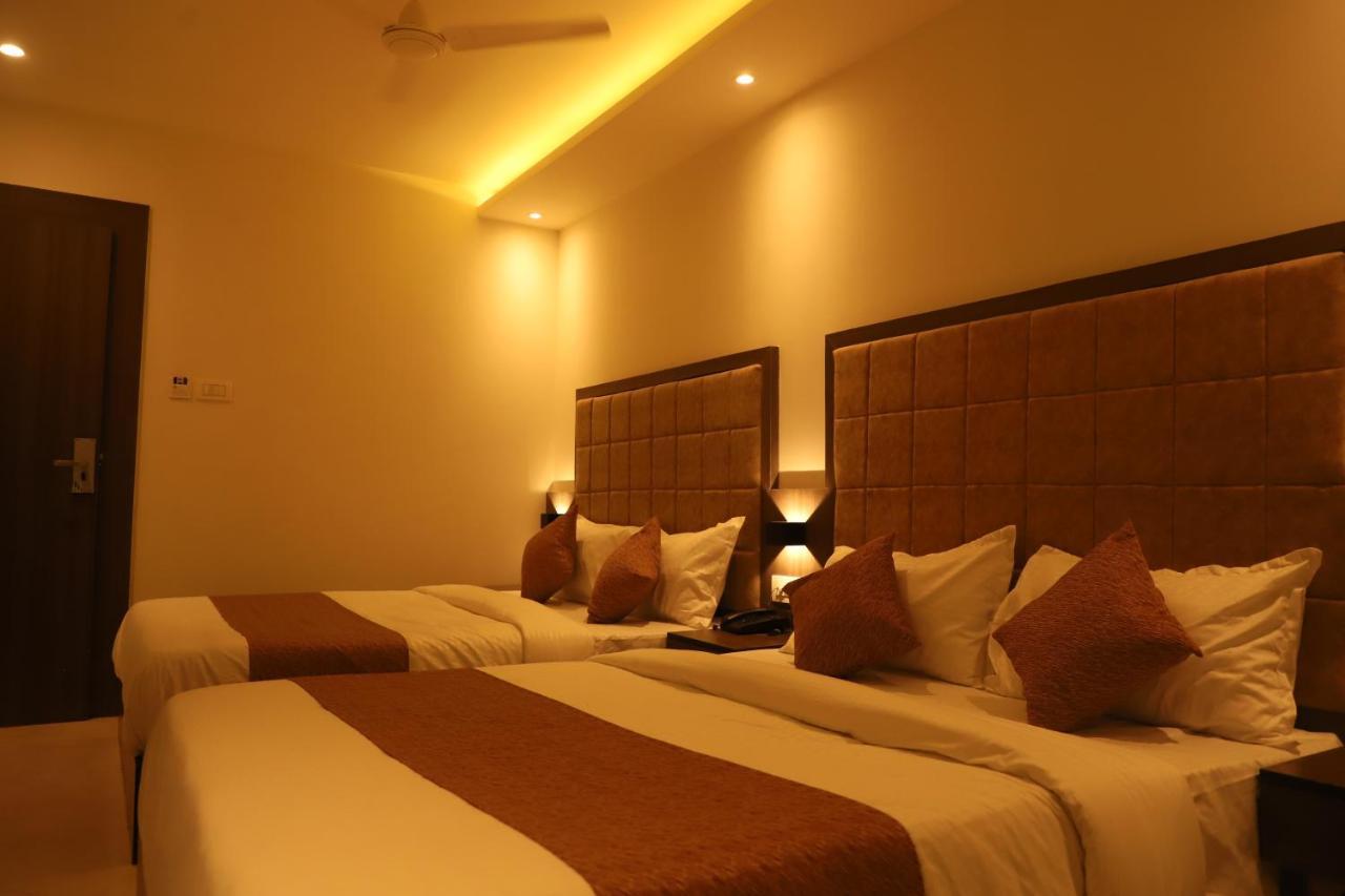 Hotel Sai Pritam Mumbai Kültér fotó