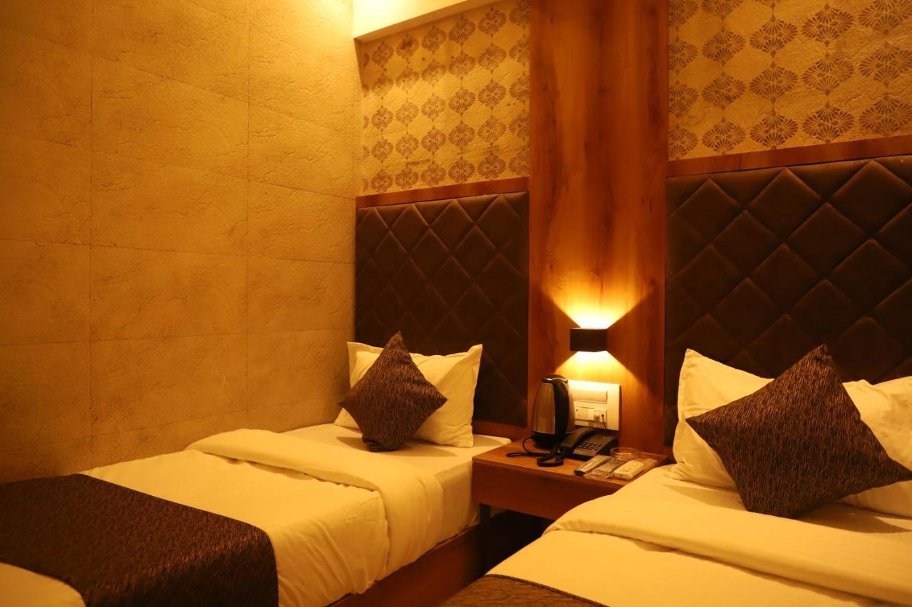 Hotel Sai Pritam Mumbai Kültér fotó
